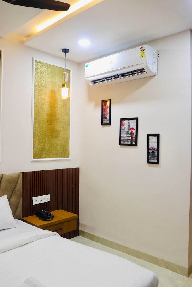 Hotel Friendship Inn Deluxe Room, City View 13