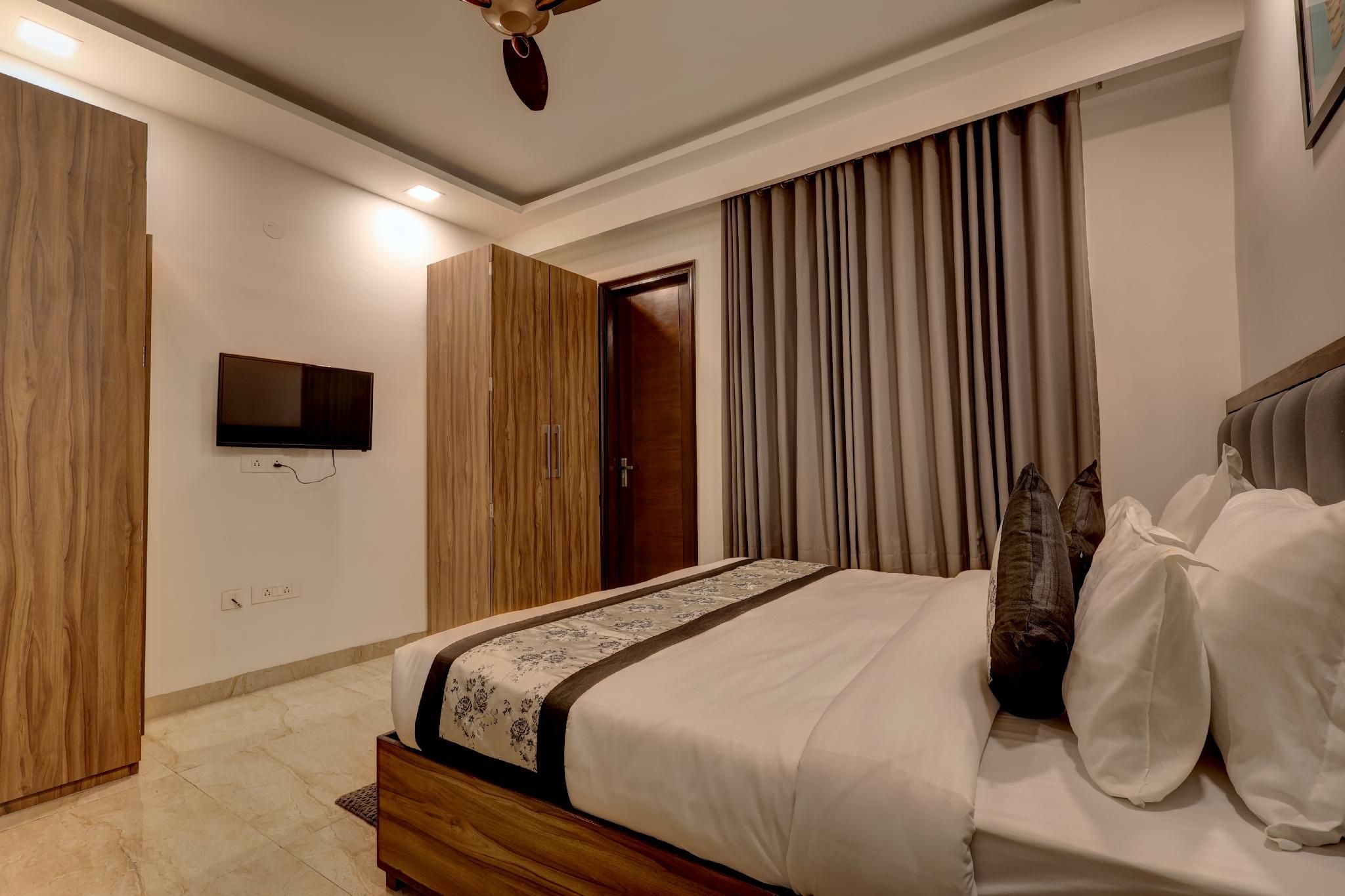 Hotel GreySky Near Medanta Hospital Deluxe