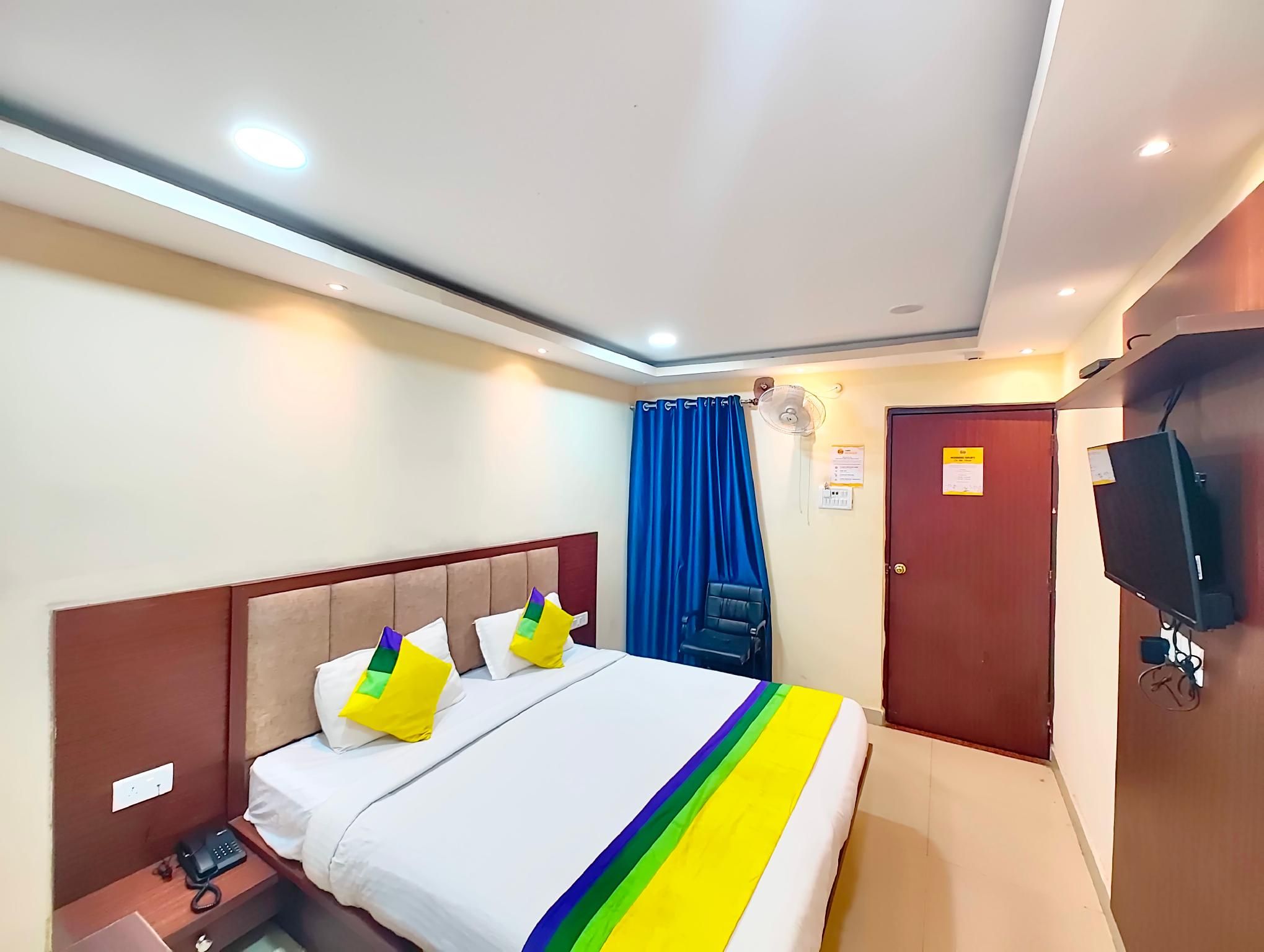 Super Deluxe Air Conditioining Room