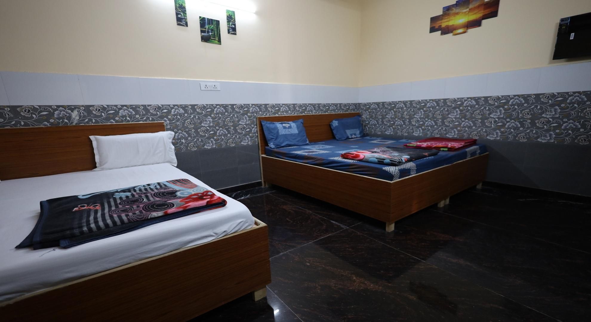 Quadruple Family Room with Air Conditioning