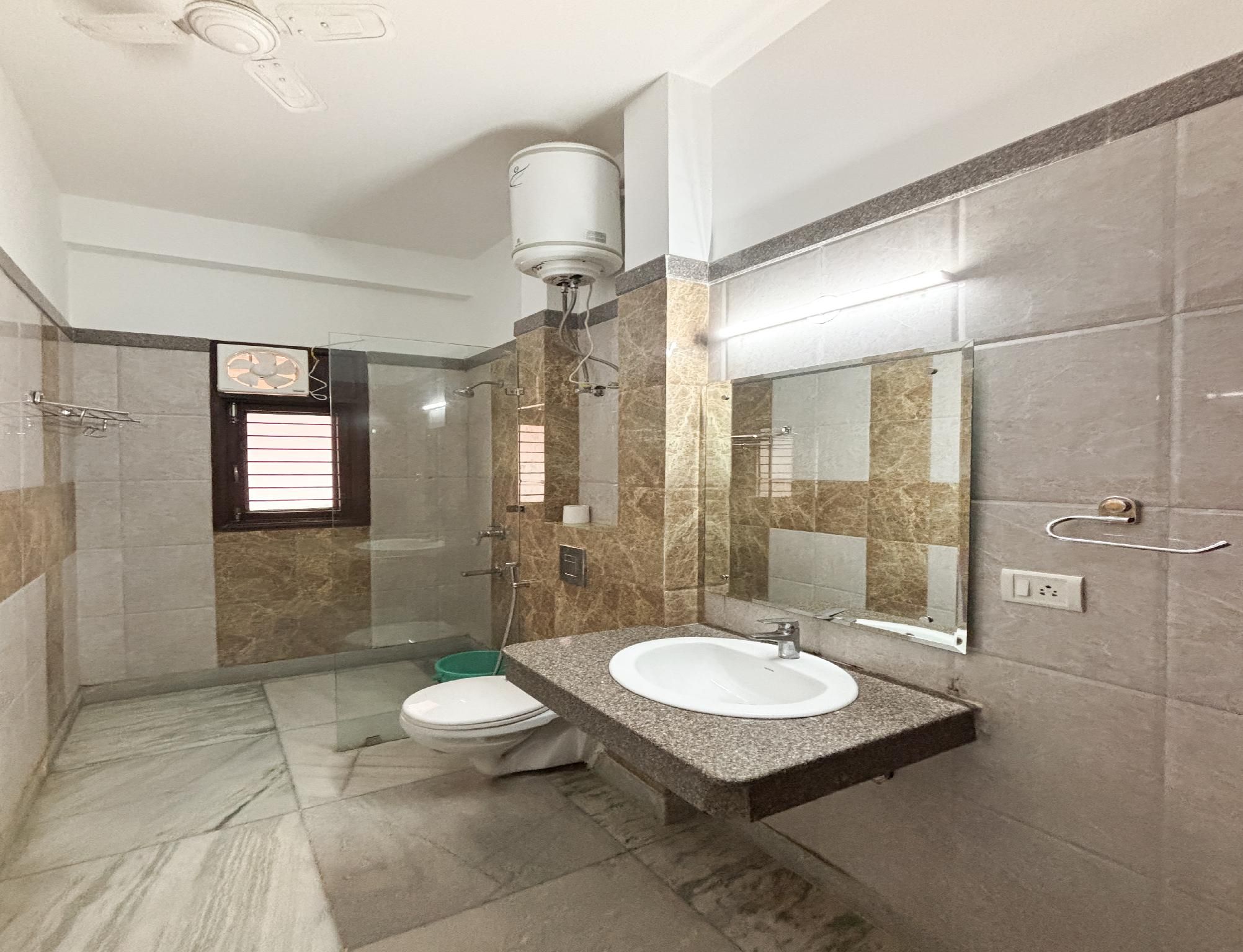 One Bedroom Apartment