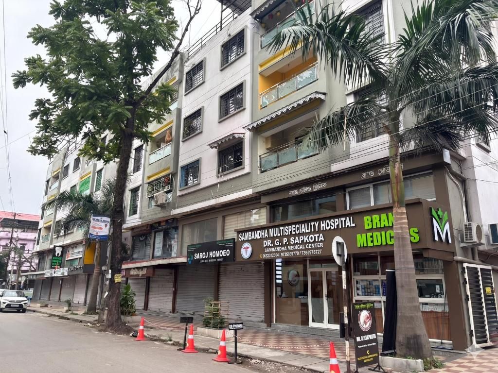 Entire Apartment -Pradhan Nagar Middle of the city
