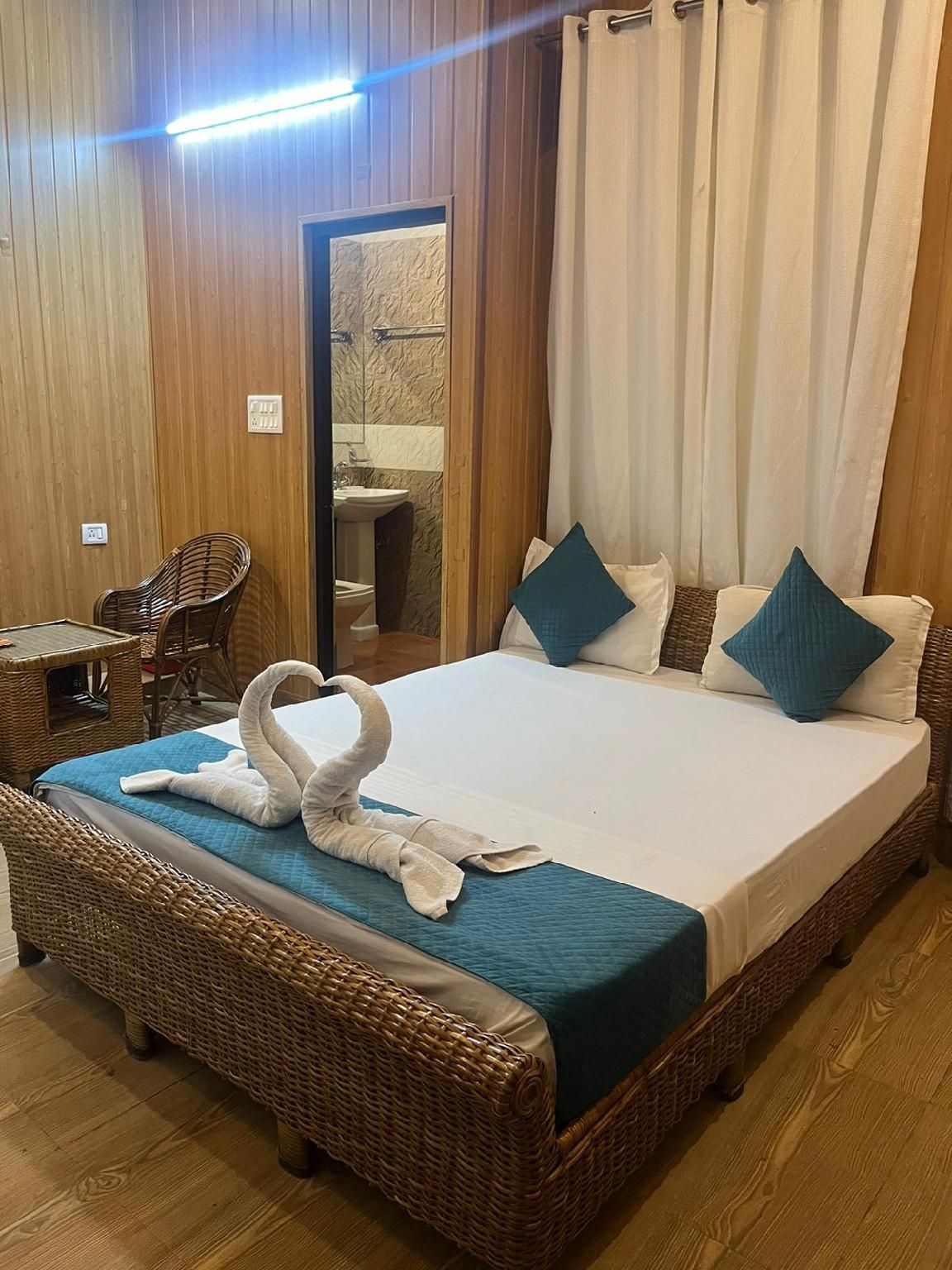 Hotel Nirmal Ganga Deluxe 2