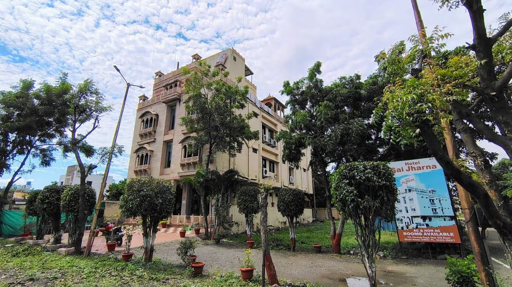 Hotel Sai Jharna