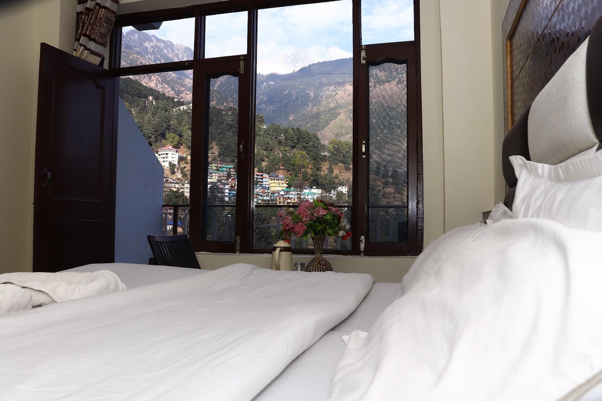 Superior Mountain View