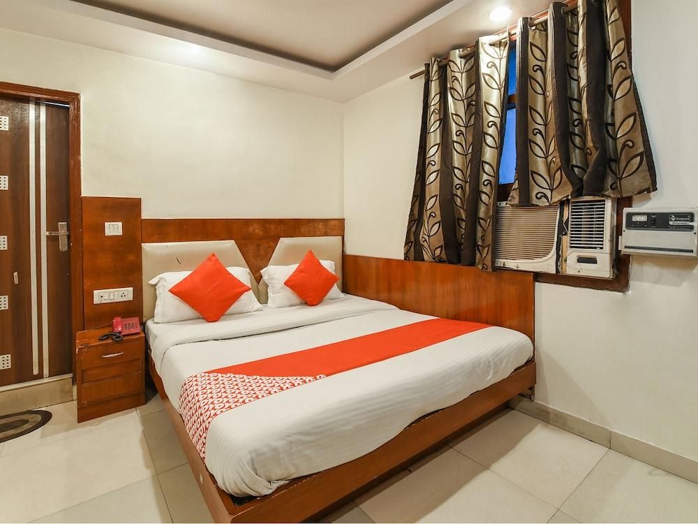 Hotel Ashirwad near New Delhi Railway Station, Paharganj Double Room 3
