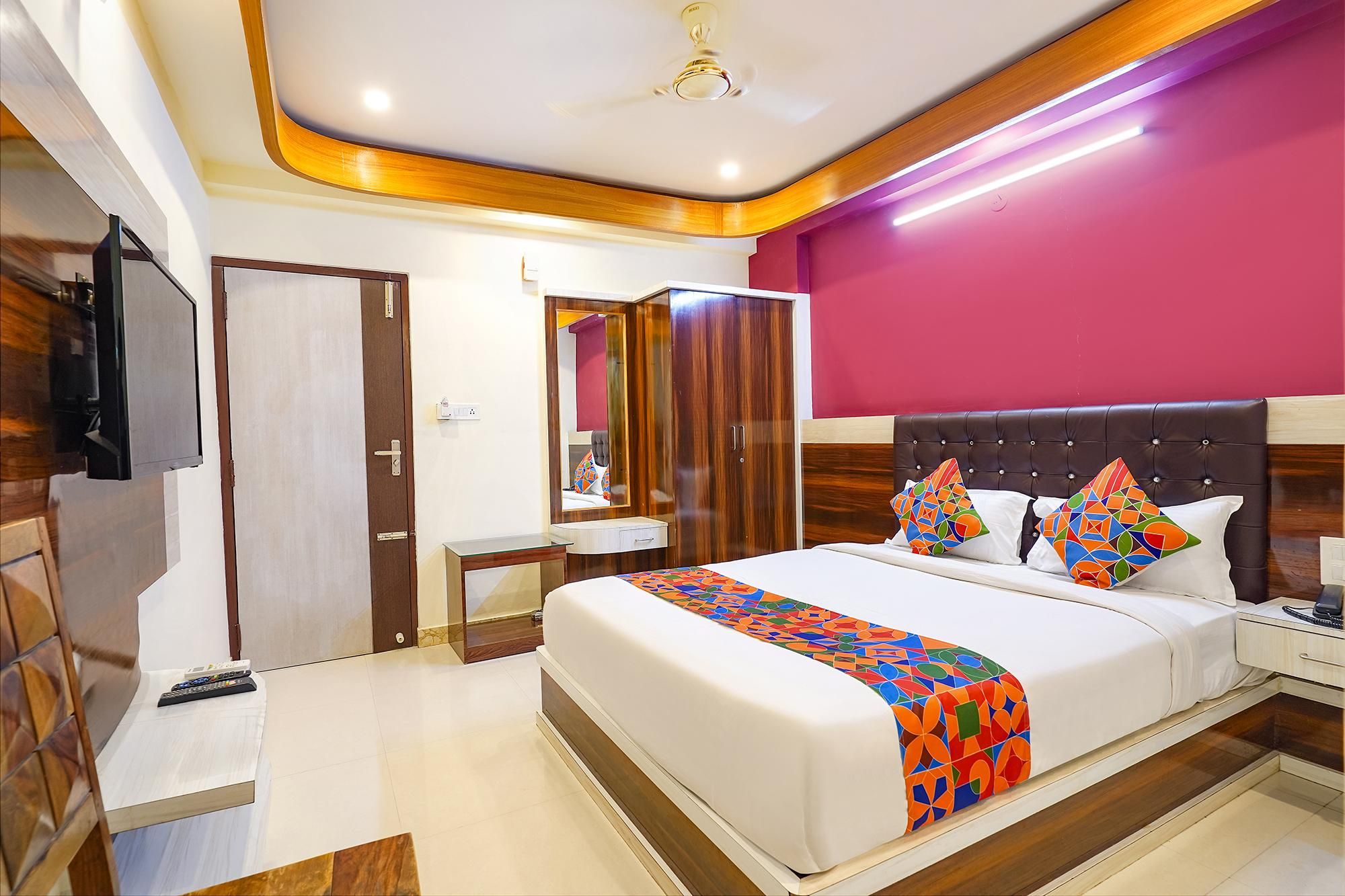 FabHotel I Residency – Nr St. John’s Medical College Deluxe Room 2