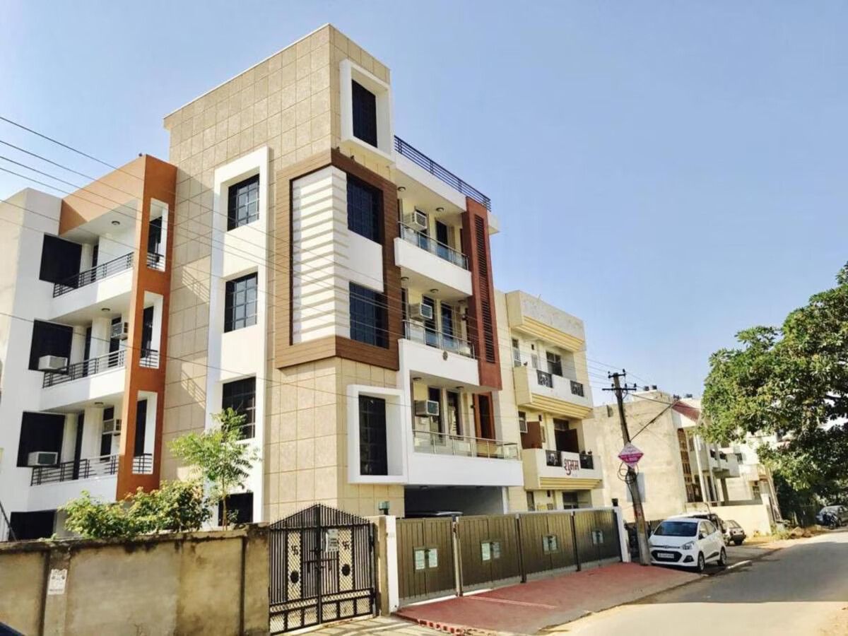BluO 2BHK Jaipur - Terrace Garden, Balcony, Lift