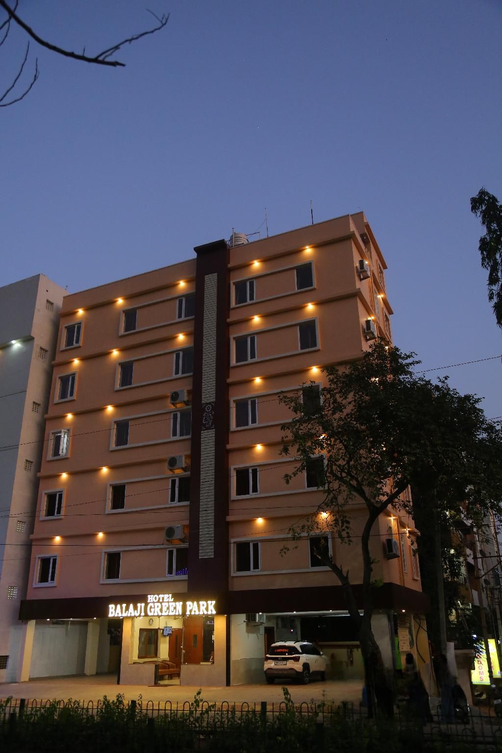 Hotel Balaji Green Park