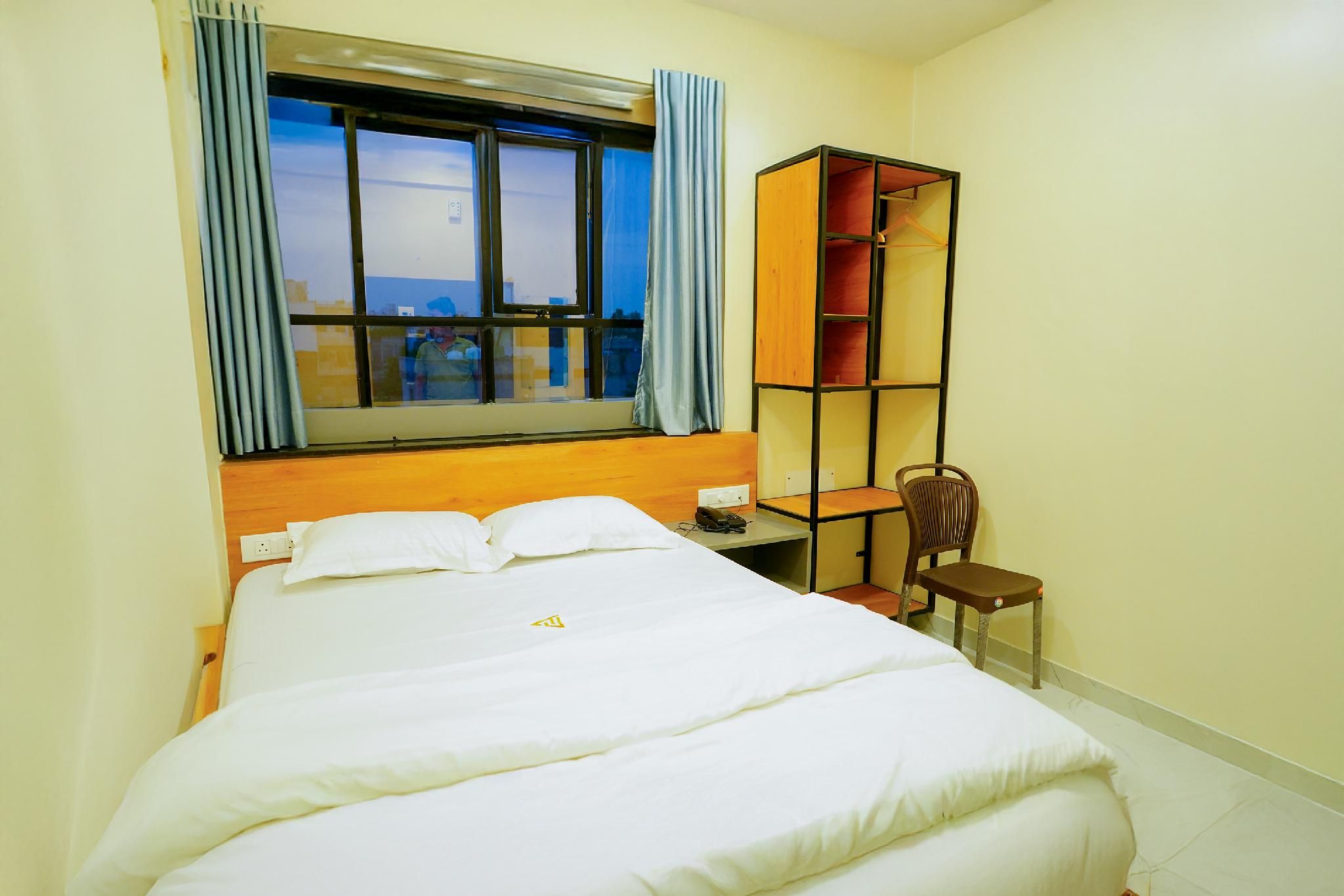 Deluxe Double or Twin