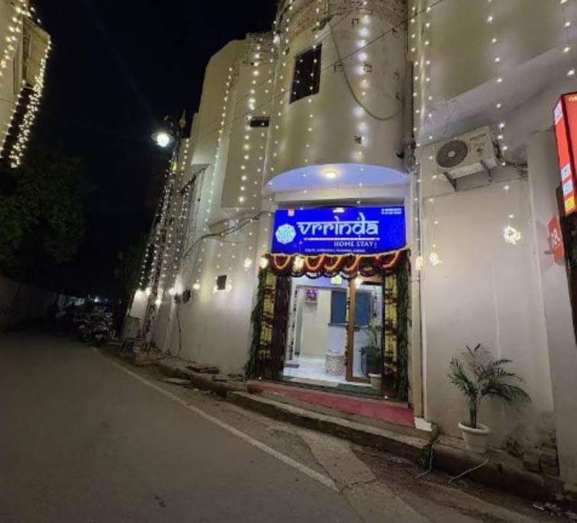 Goroomgo Vrrinda Home Stay Varanasi Indian Only