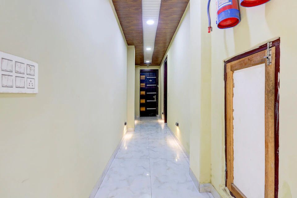 Nishka Residancy