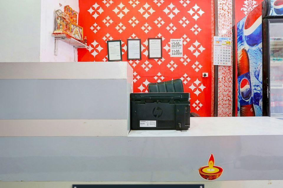 Nishka Residancy