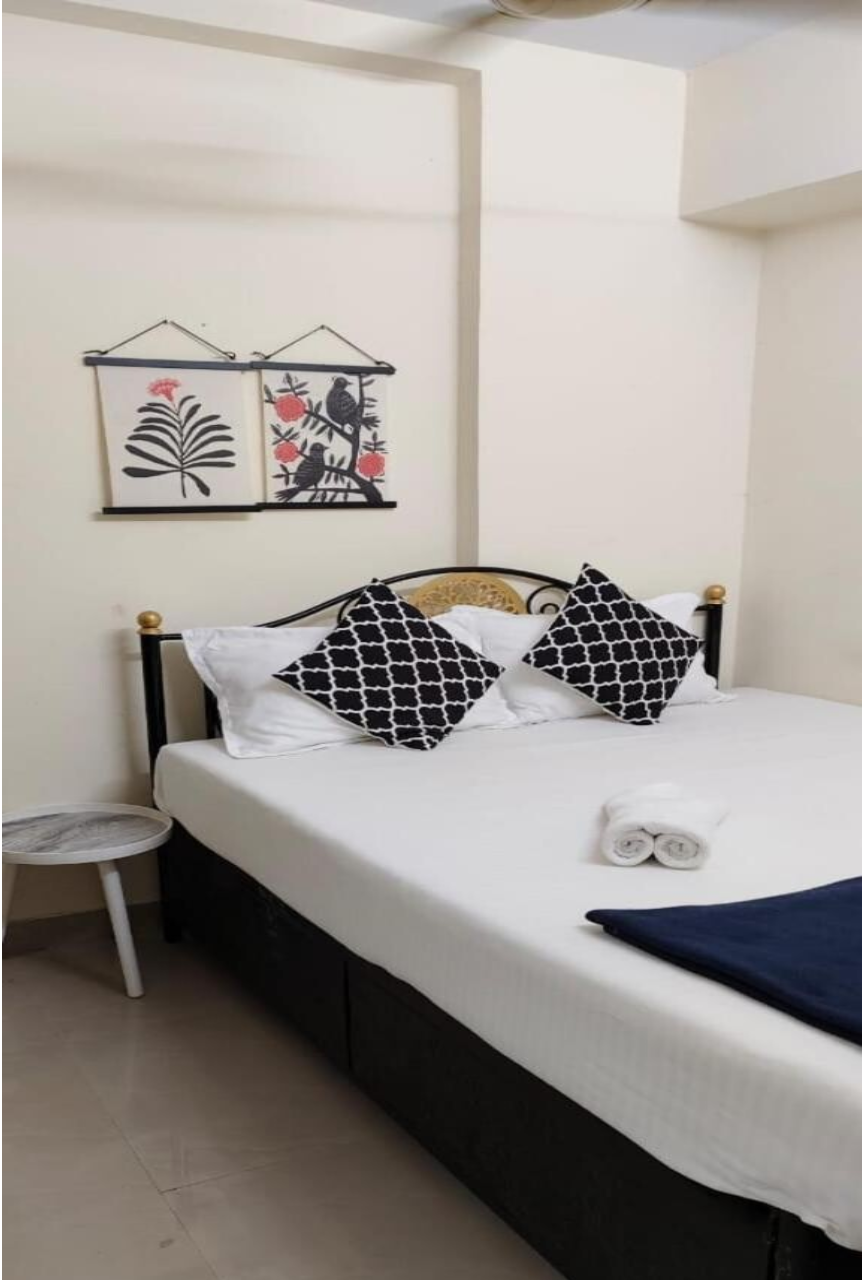 1BR Apartment in Lower Parel