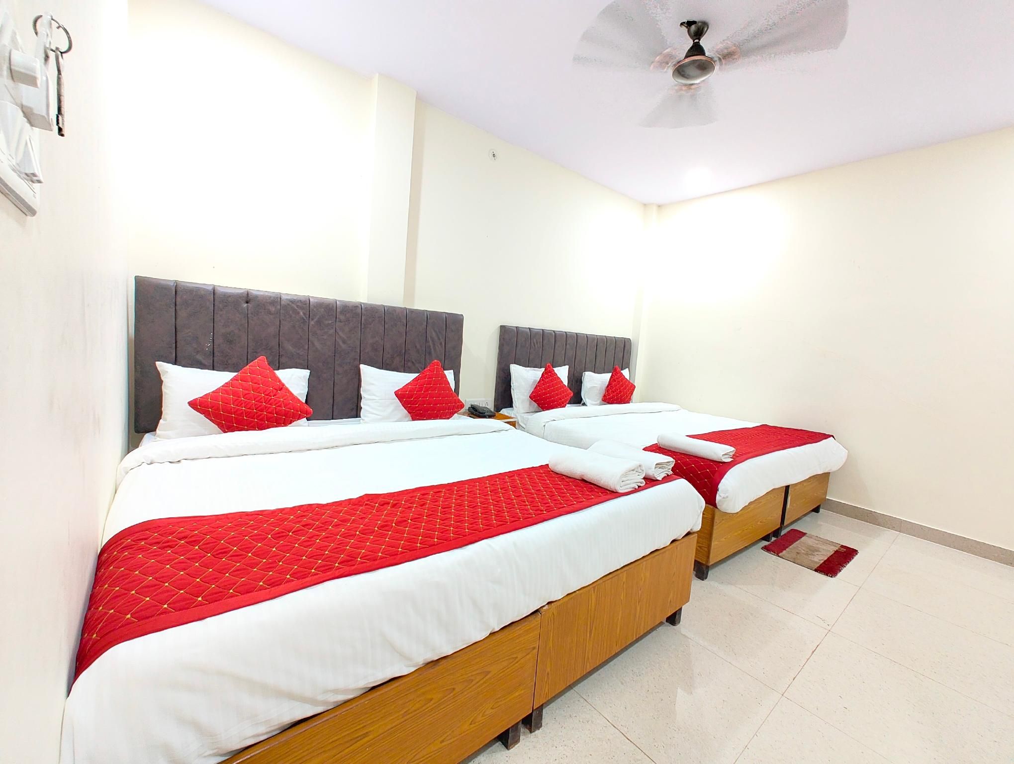 Quadruple Family Room with Air Conditioning