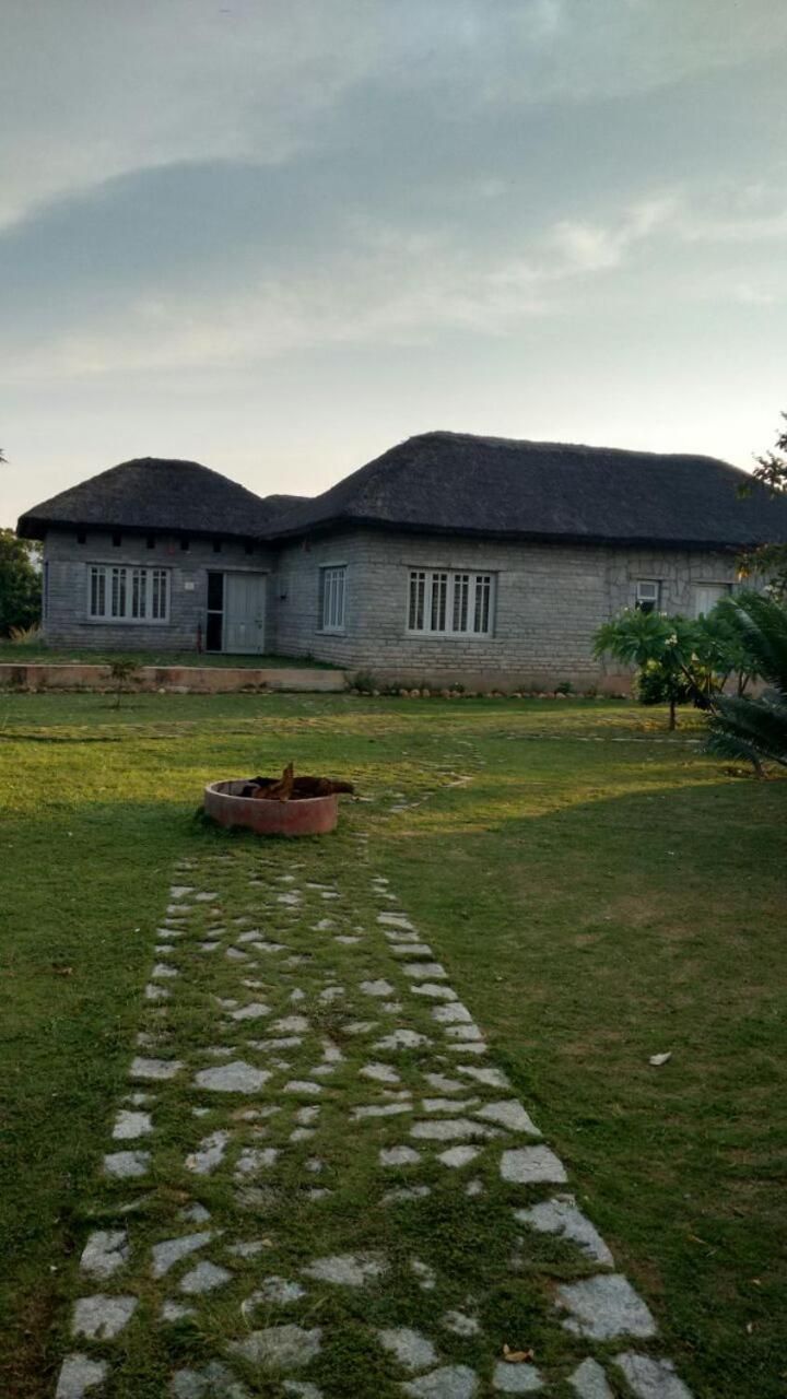 Vamoose Hampi Homestay Otters Island