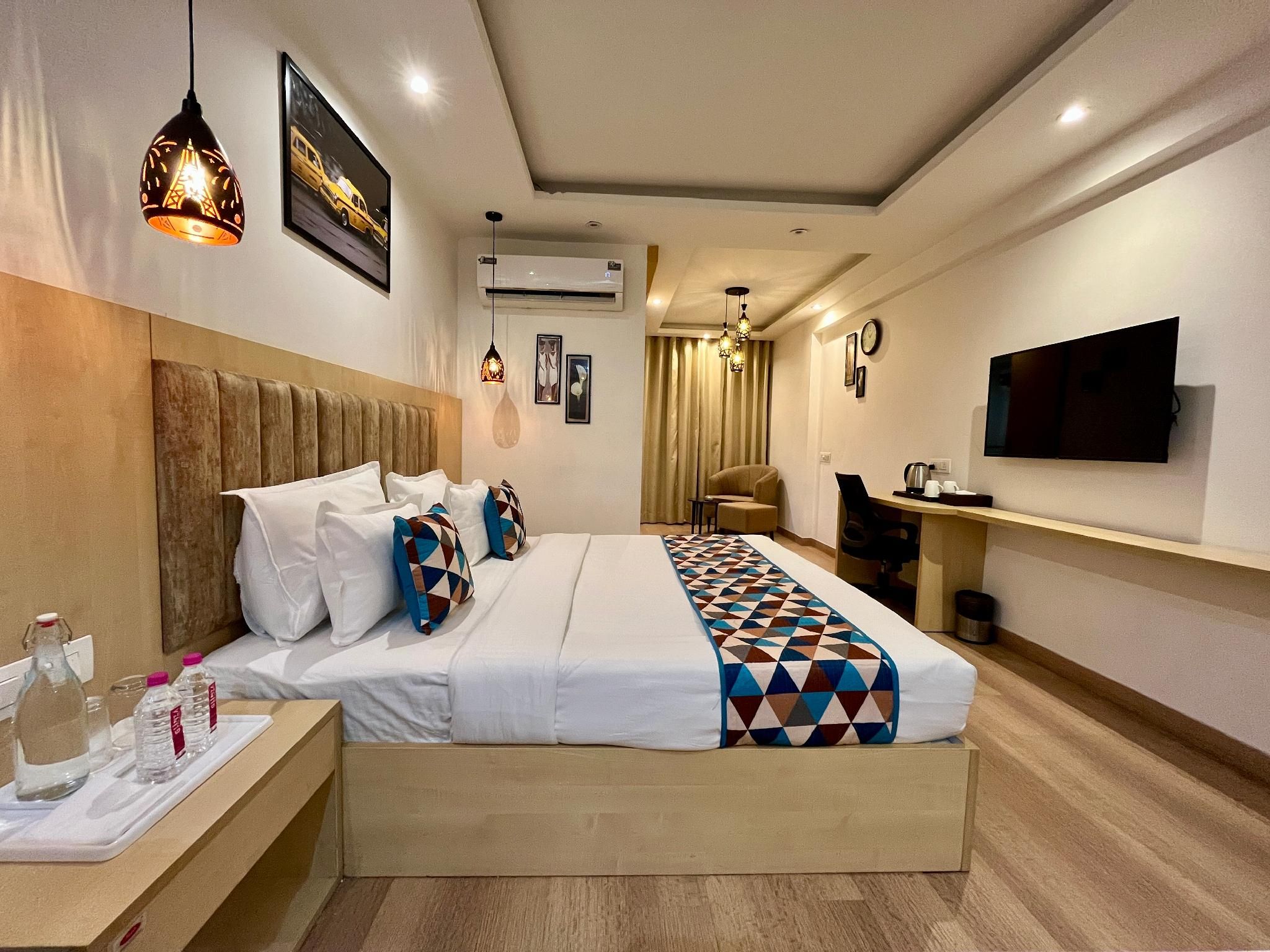 The Grand Anukampa Hotels & Suites Premier City View Room 2