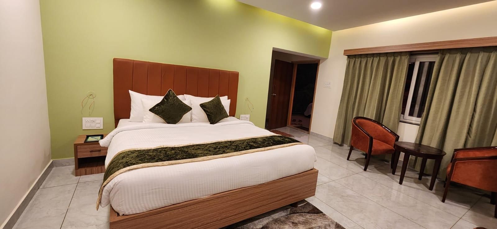 THE DIVINE VALLEY BY DEVAN DHARI Studio