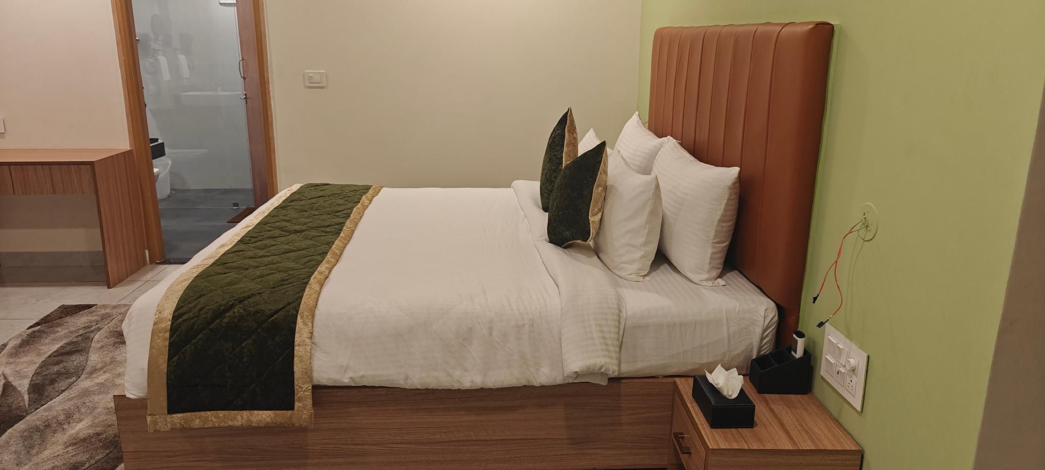 THE DIVINE VALLEY BY DEVAN DHARI Studio 2