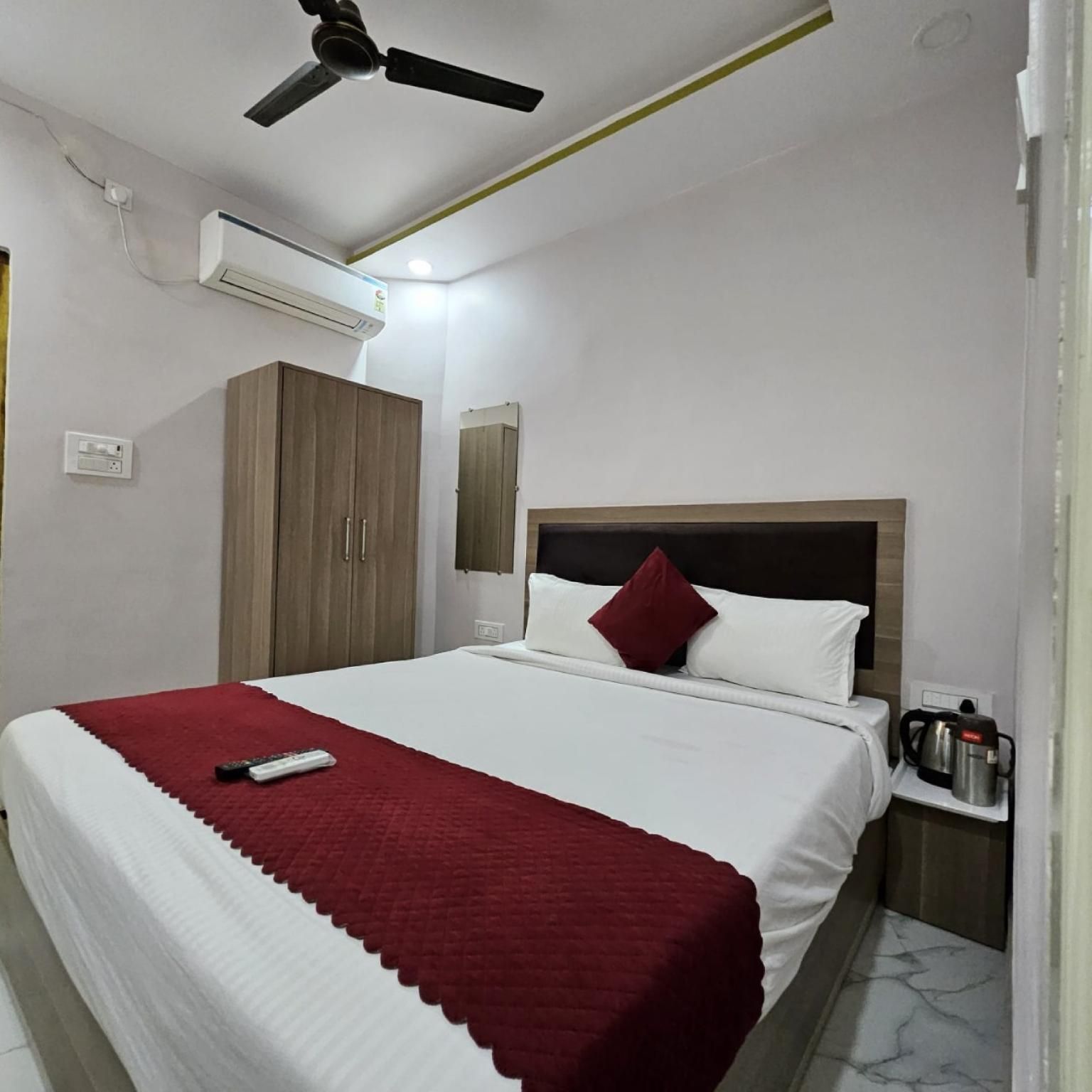 Double Bed Room With Air conditioning