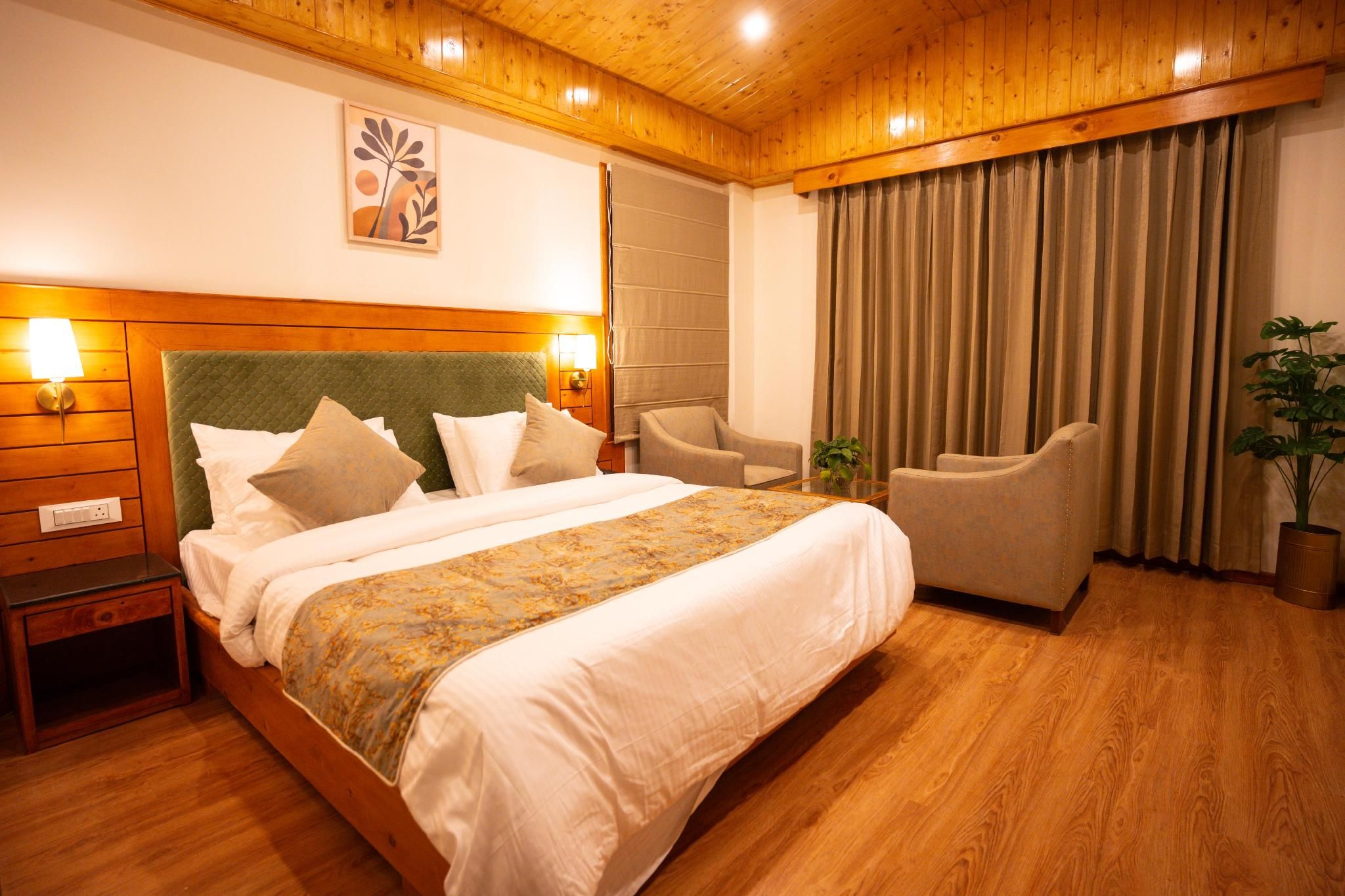 Premium Suite Valley View Room with Balcony 