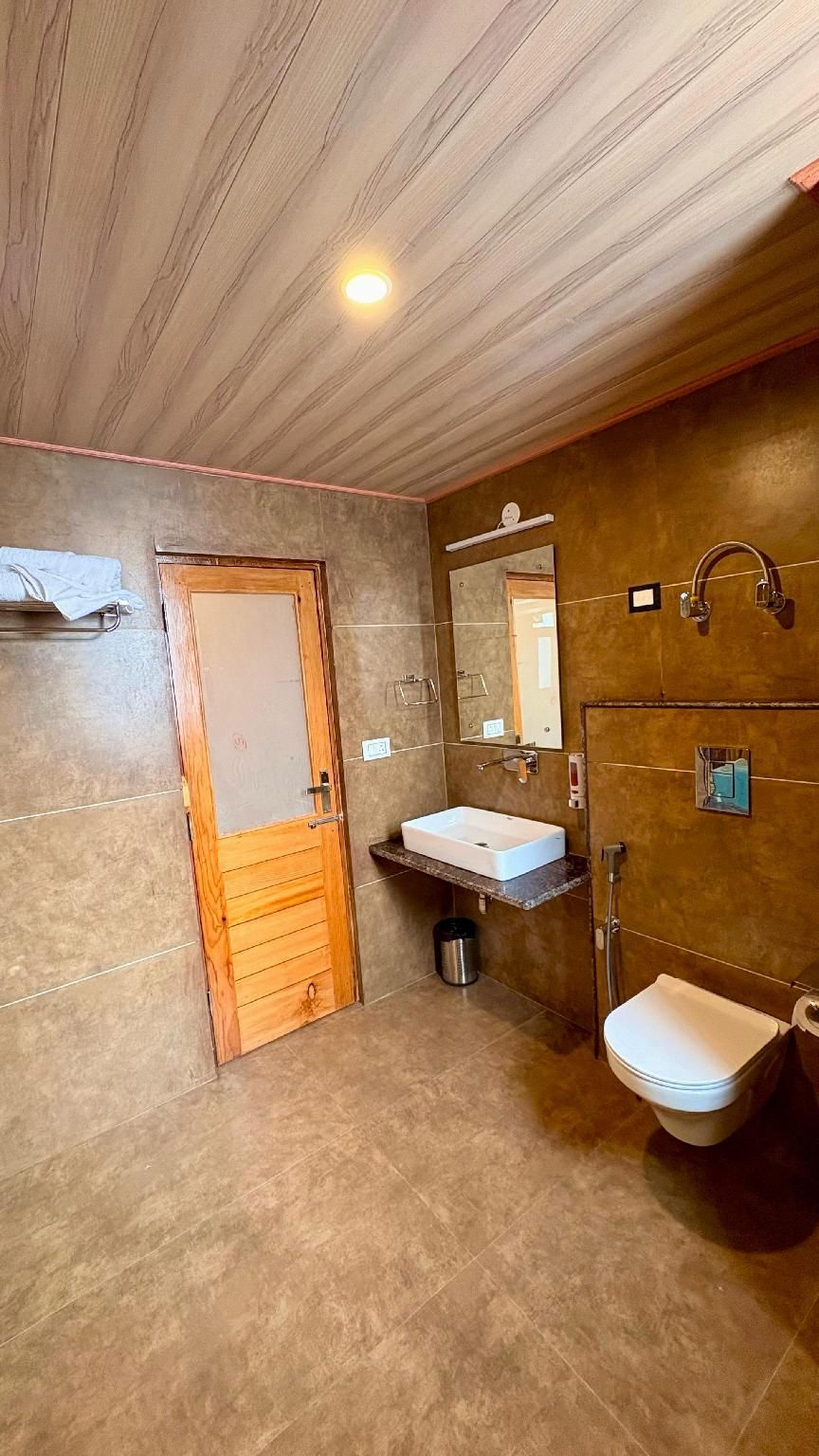 Deluxe Mountain View