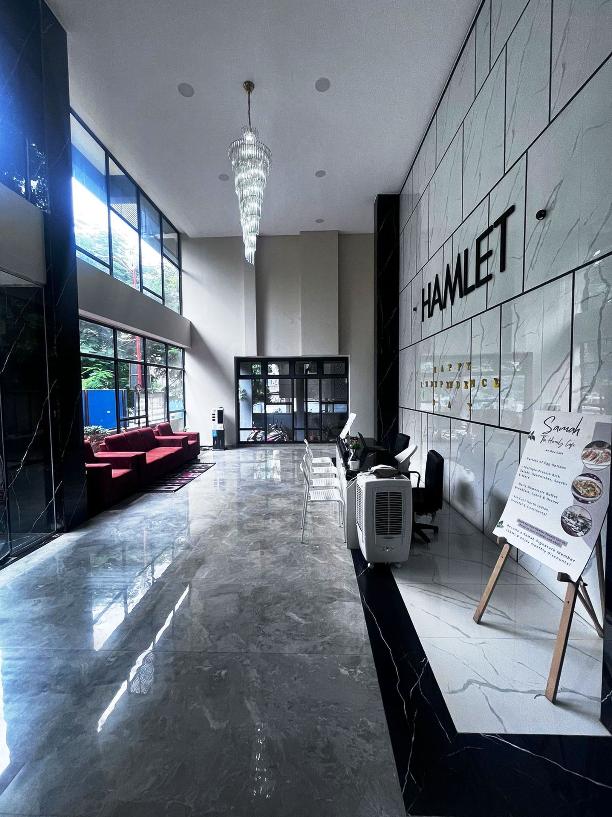 Hamlet Studio Apt with hill view, Pune