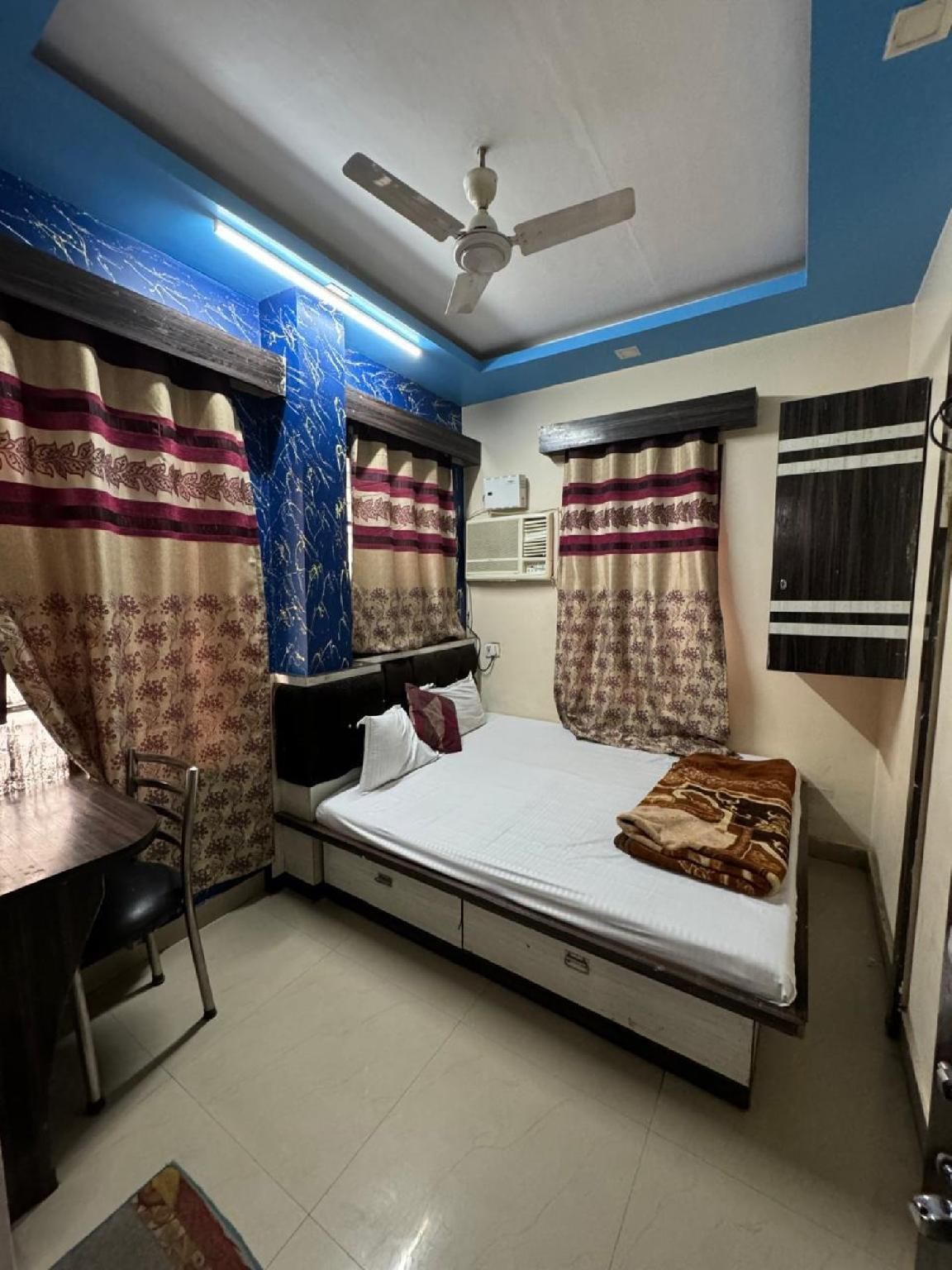 Standard Air Conditioning Room