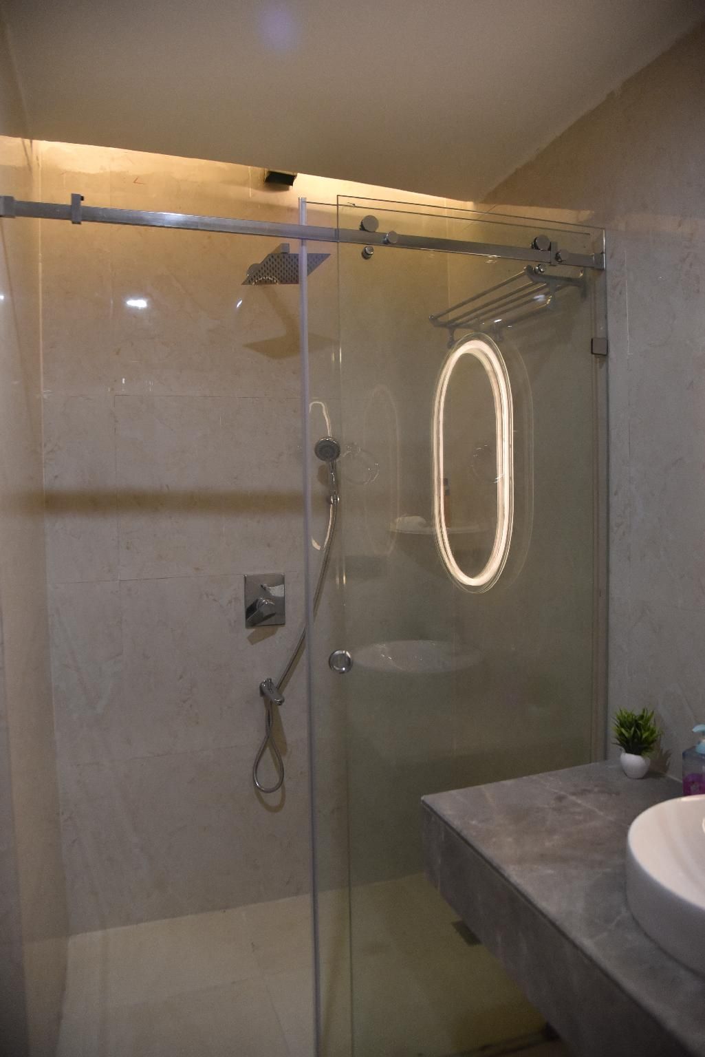 Luxurious Master Suite