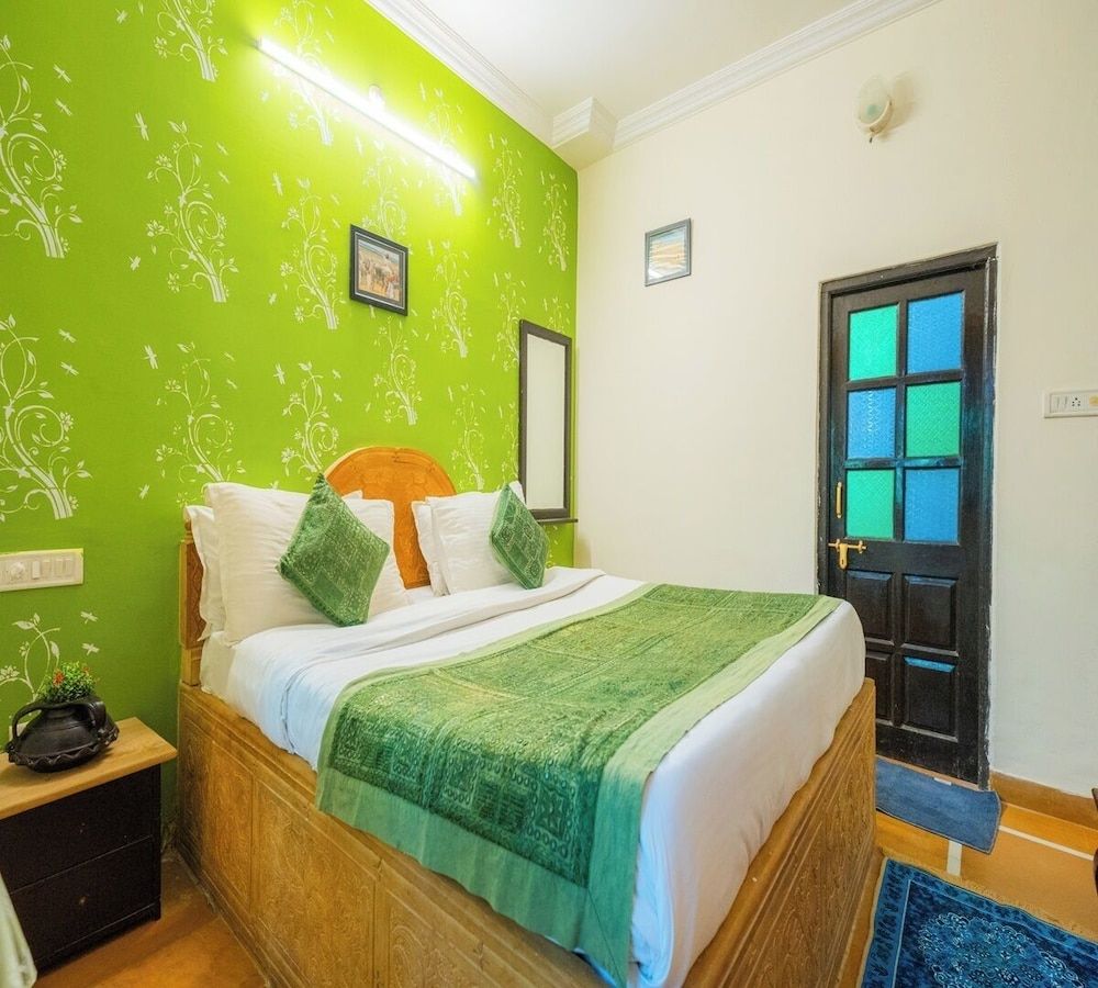 Hotel Golden Rock Standard Non Ac Room 4