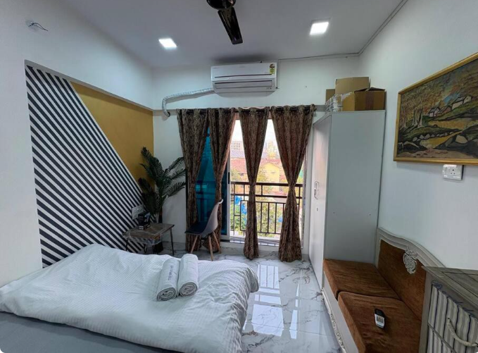 Bright 1 BHK- Close to Lilavati - Bandra west