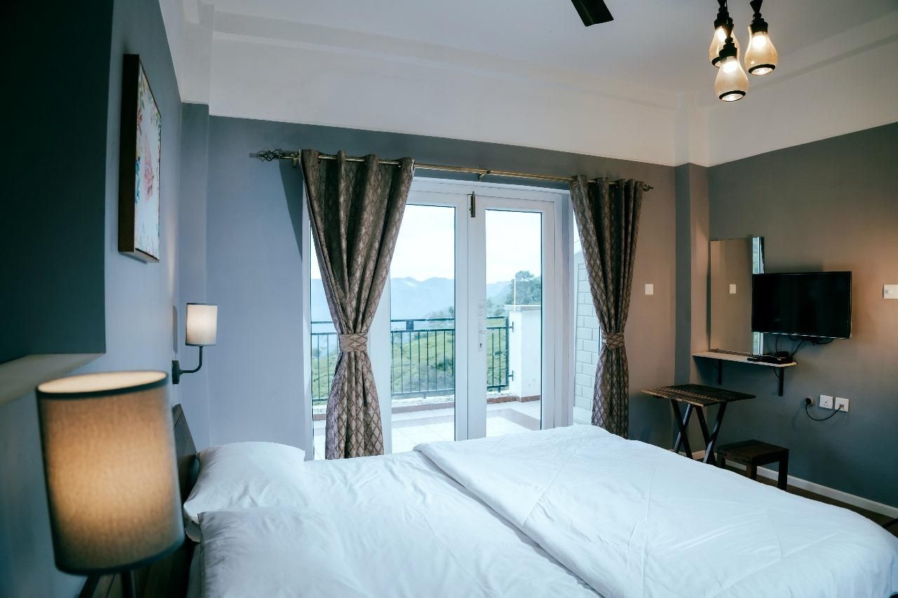 Junior Suite with King Bed