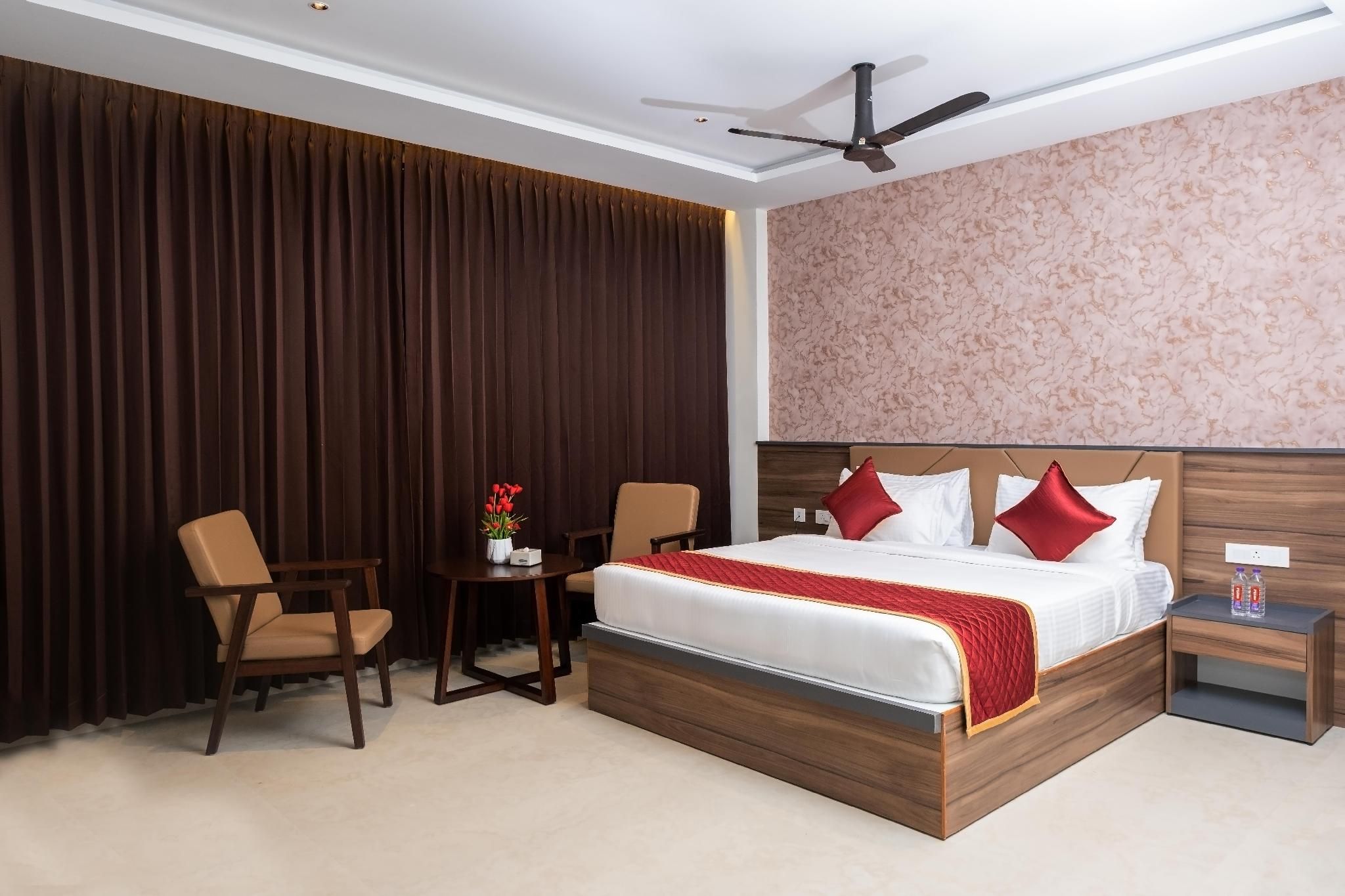 Drizzle Residence Deluxe Double or Twin