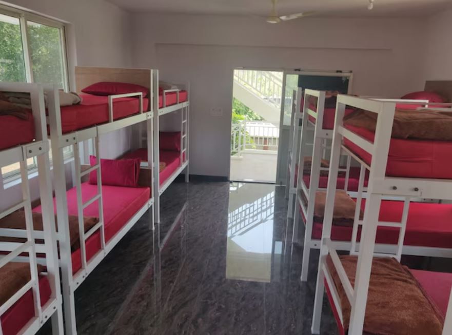 10-Bed Dormitory Room - Ground Floor
