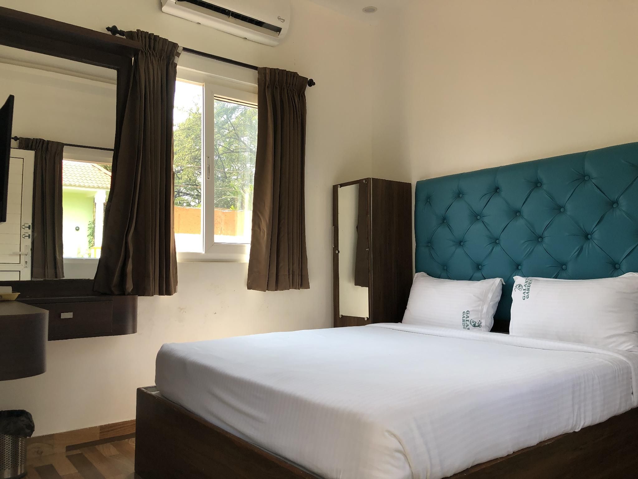 Galaxy Garden Resort Standard - 1 Double Bed