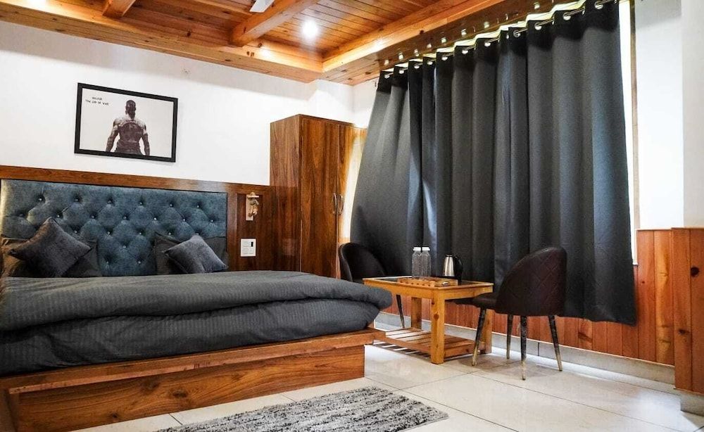 Odin Hostel Kasol Deluxe Room 3