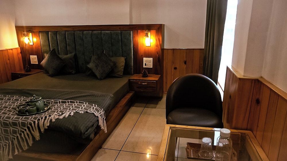 Odin Hostel Kasol Deluxe Room 4