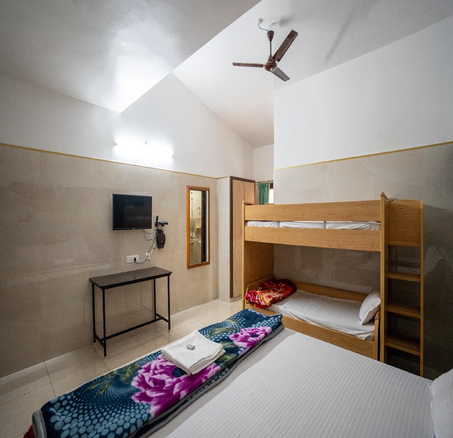 Suite Room