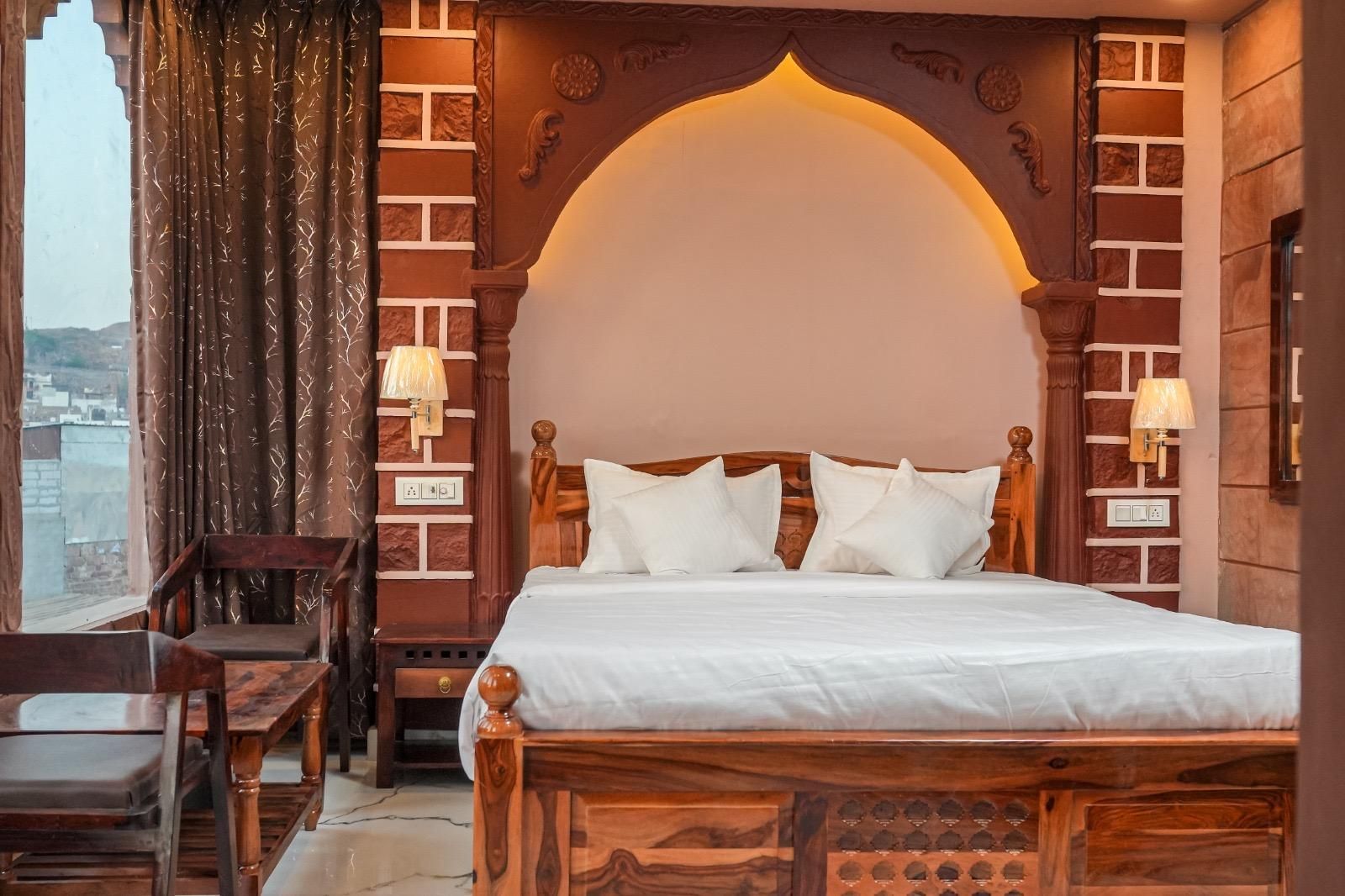 Superior King City View