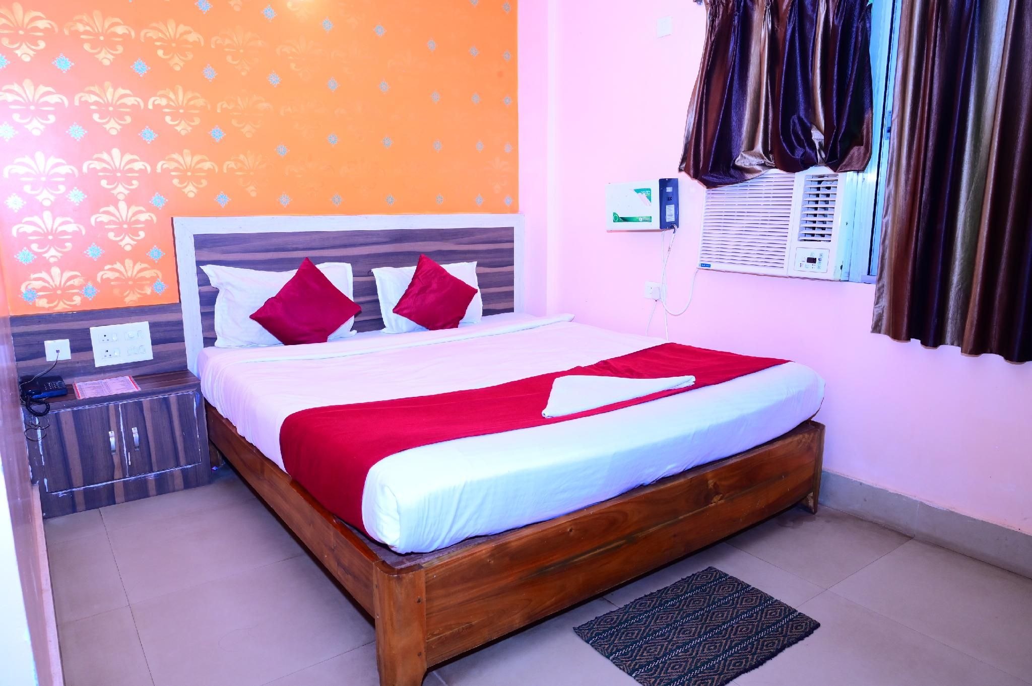 Deluxe AC Room