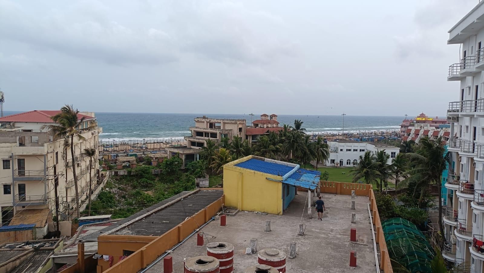 DhamStay Sriman Palace Near Golden Beach Swargadwa, Puri