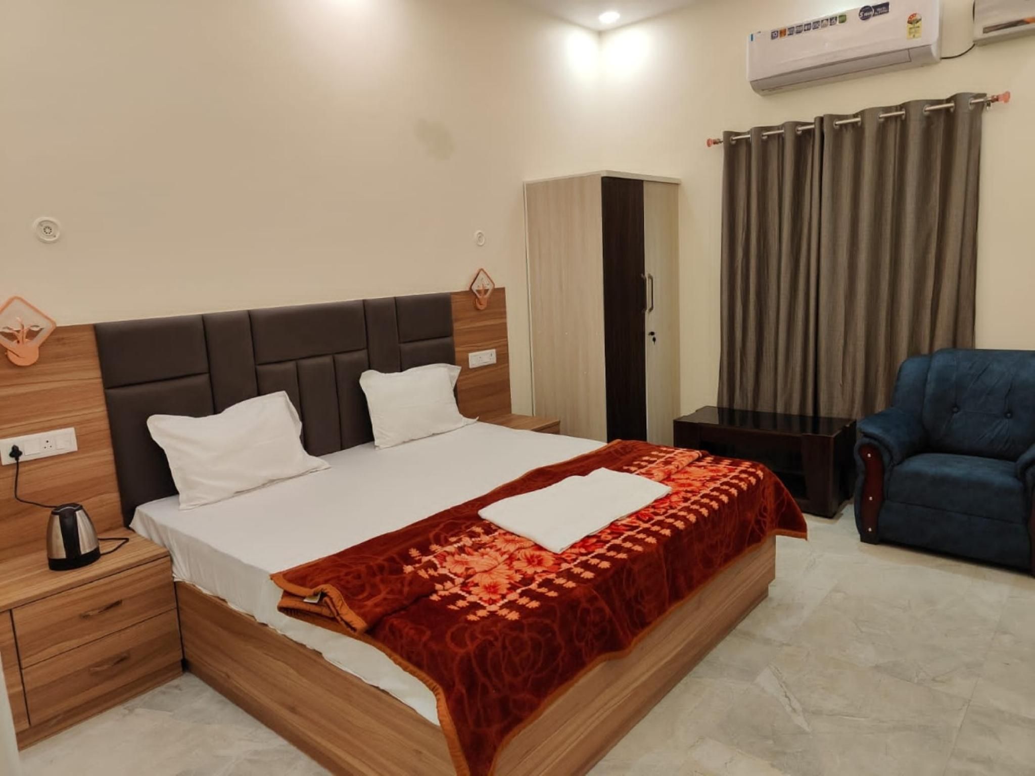 Super Deluxe Air Conditioining Room