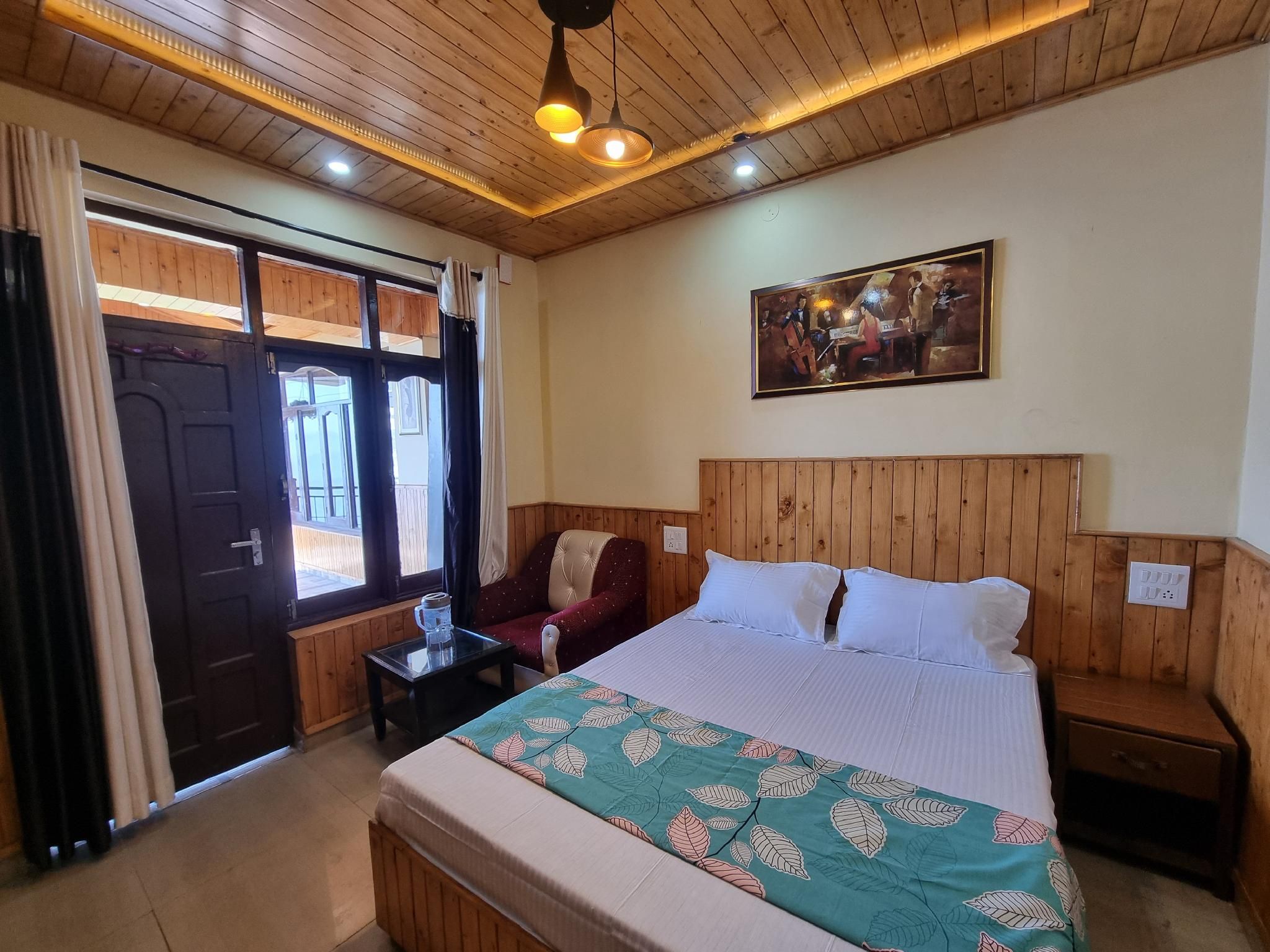 SmartHill Kalatop-Nature`s Heaven Deluxe Double Room