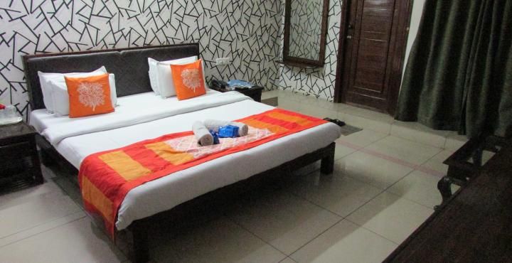 Deluxe Rooms