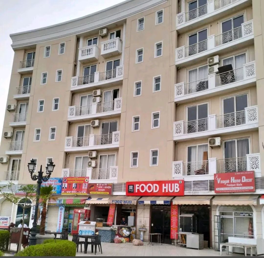 Ac Beautiful Vrindavan brijbihari ji Omax Eternity