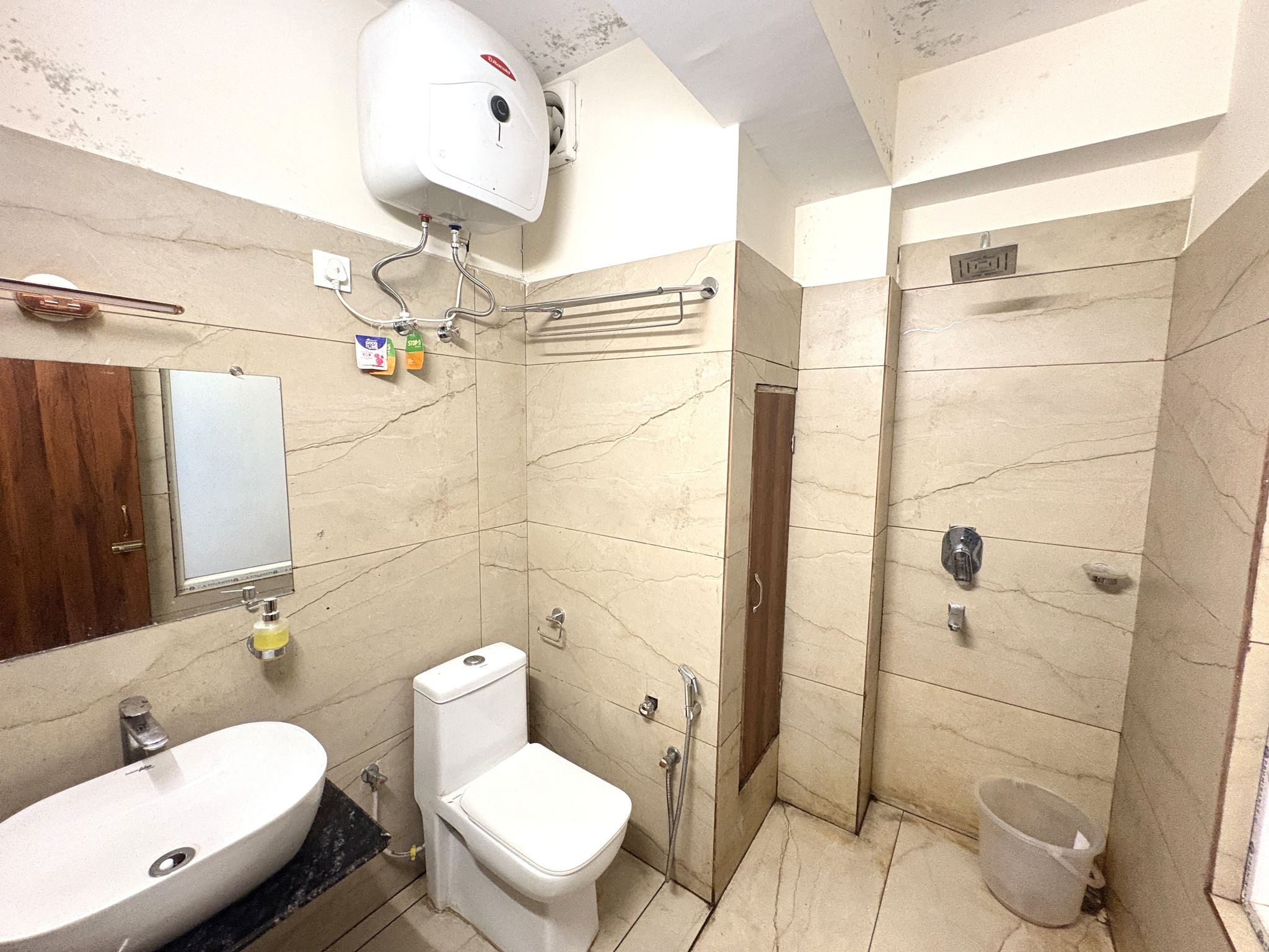 Deluxe Triple bed room - Mountain view 