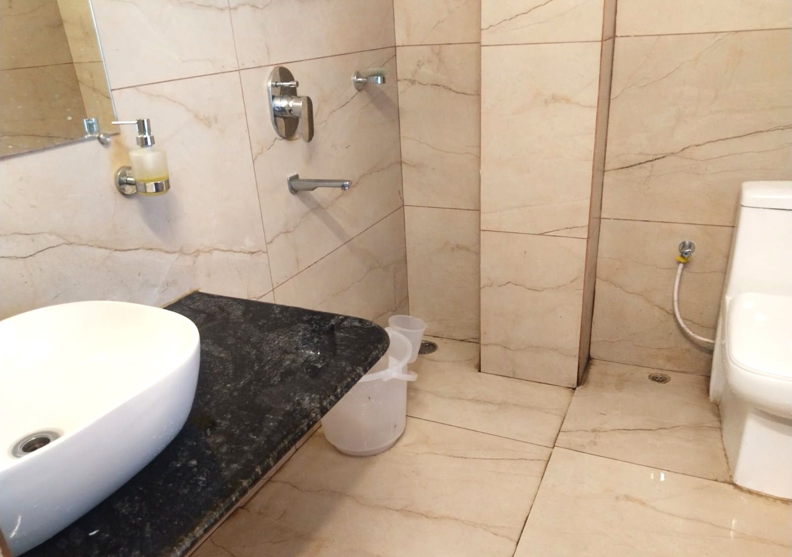 Deluxe Triple bed room - Mountain view 