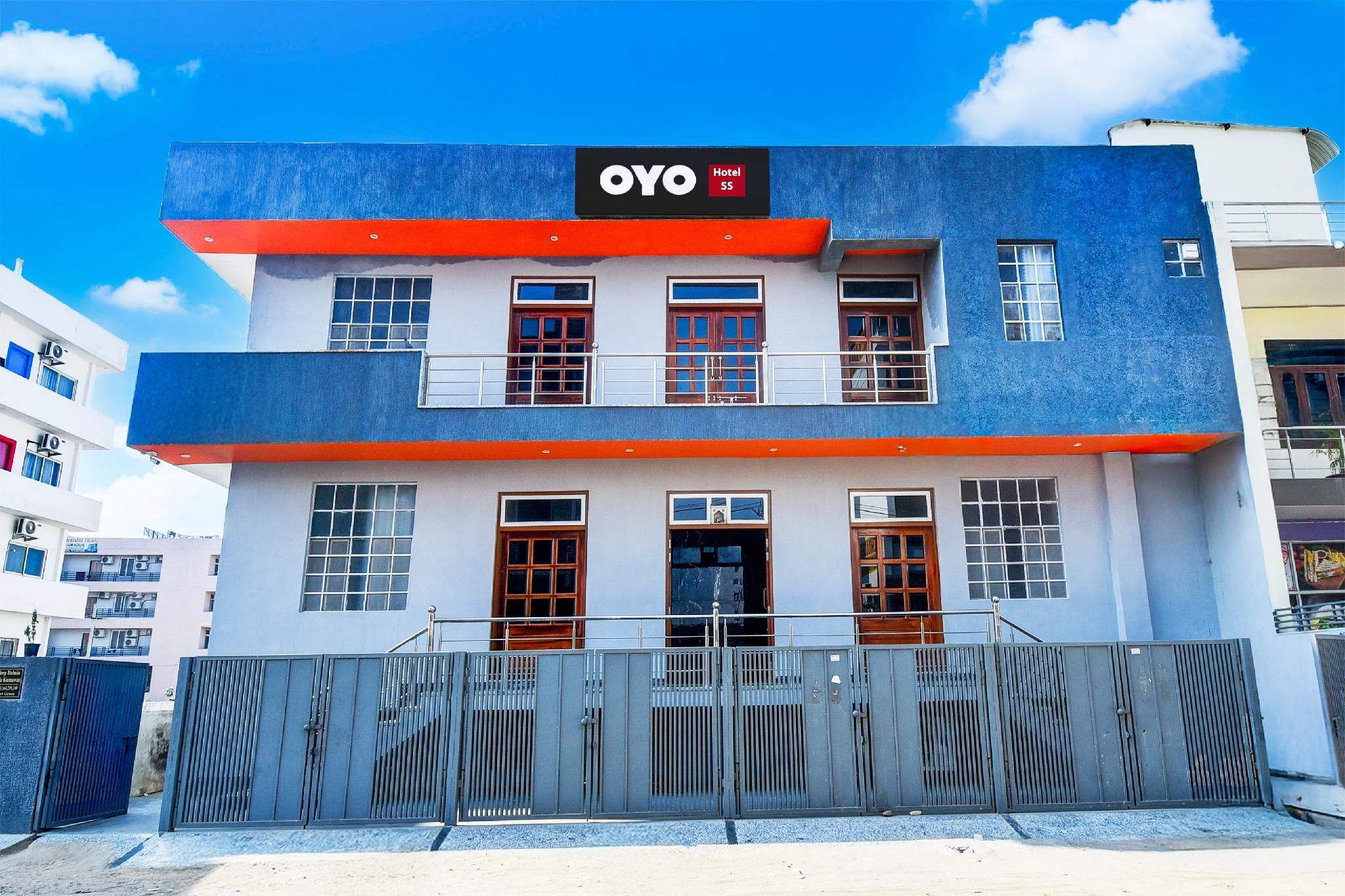 Hotel O SS