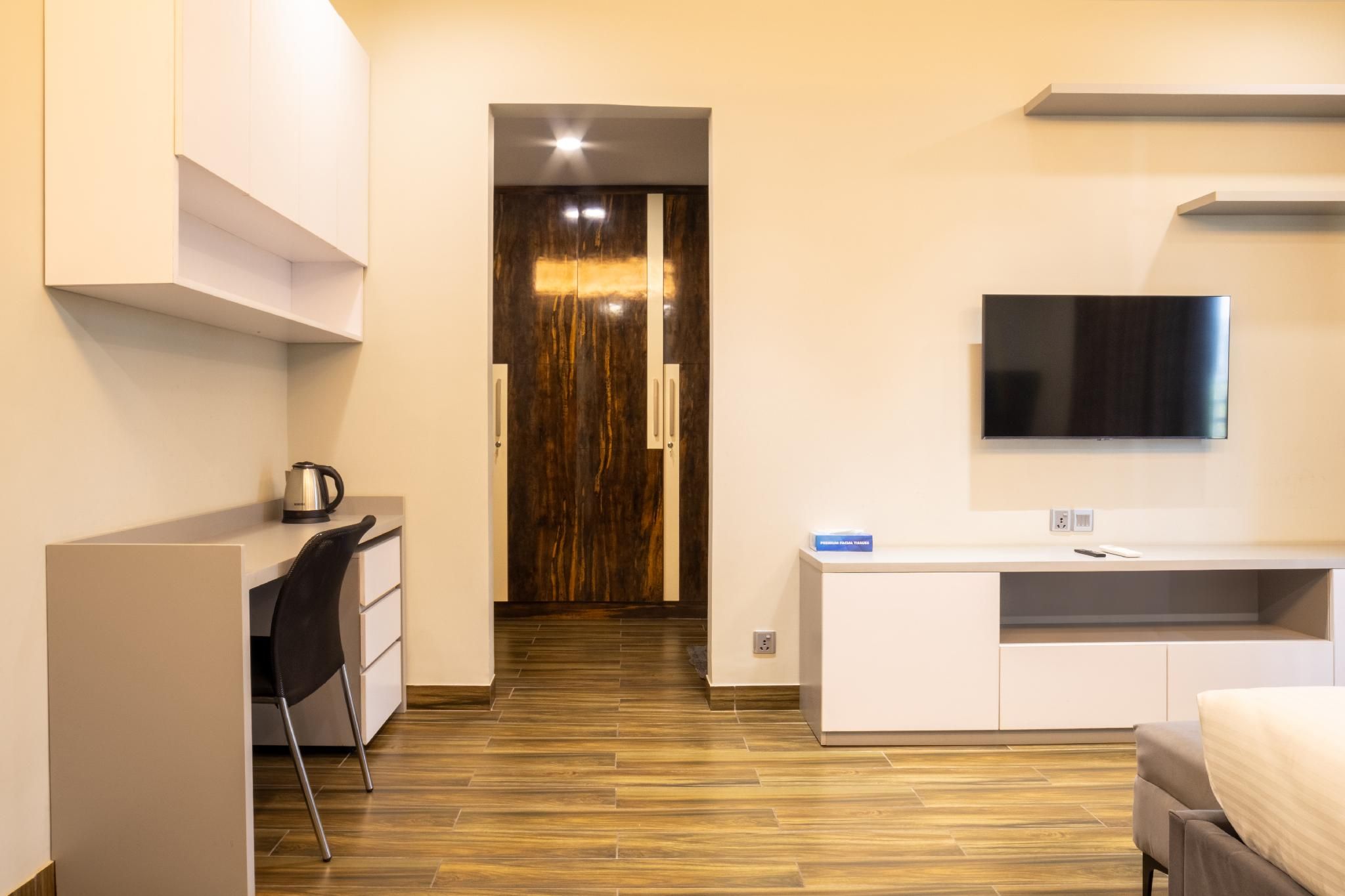 One Bedroom Apartment