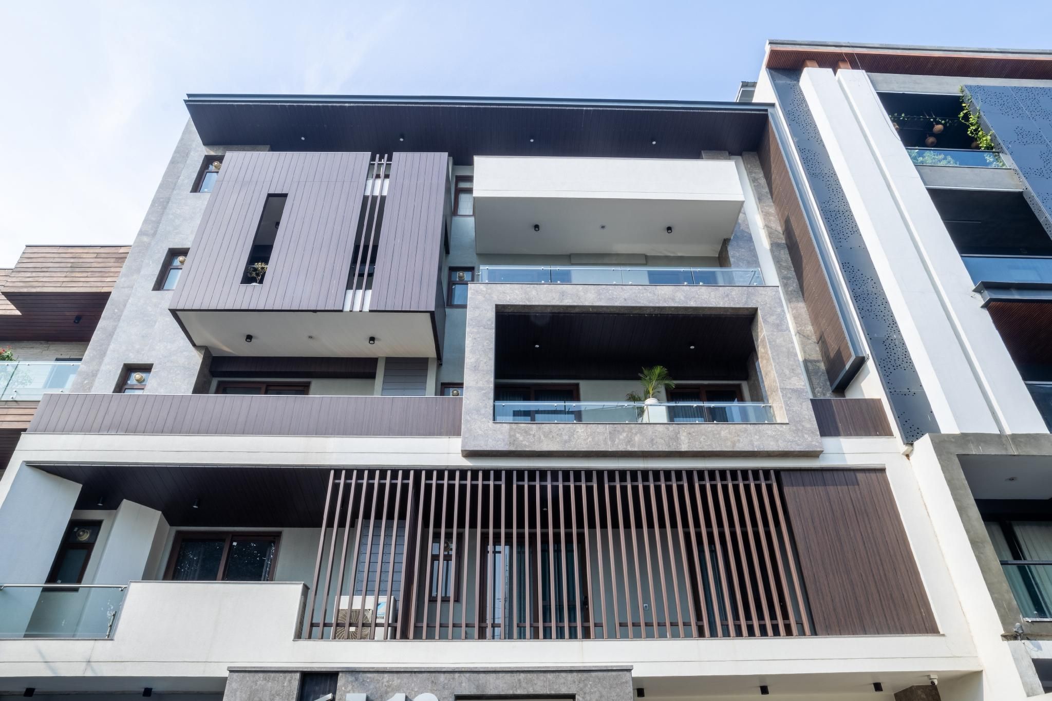 Housr 2 BHK Apartment Sector 41 Gurgaon